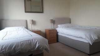 Отели типа «постель и завтрак» Budget Accommodation - Knocknacarra, Galway Голуэй Бюджетный двухместный номер с 1 кроватью или 2 отдельными кроватями-2